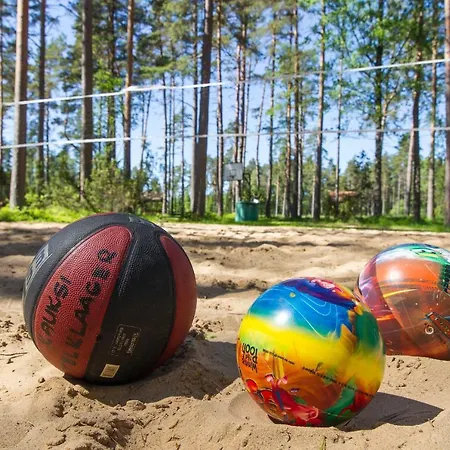 Kauksi Campsite Üdülőpark *